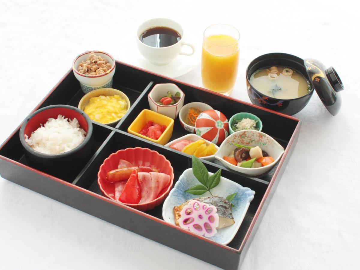 Fukuoka Recent Hotel Zewnętrze zdjęcie