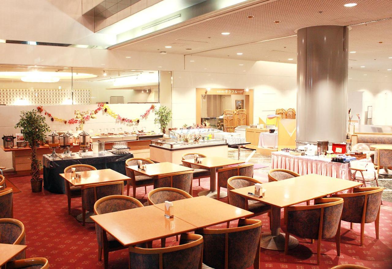 Fukuoka Recent Hotel Zewnętrze zdjęcie
