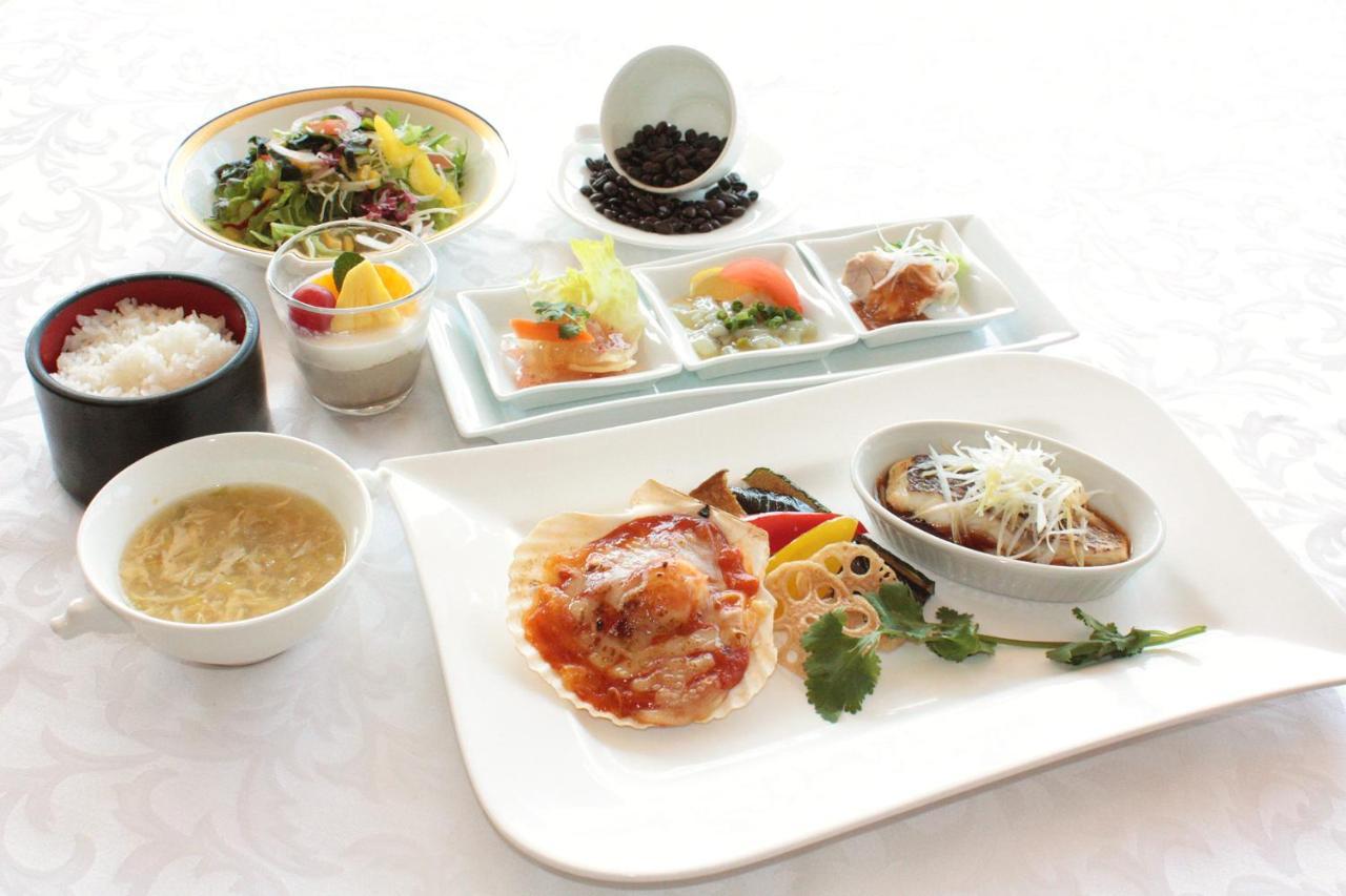 Fukuoka Recent Hotel Zewnętrze zdjęcie
