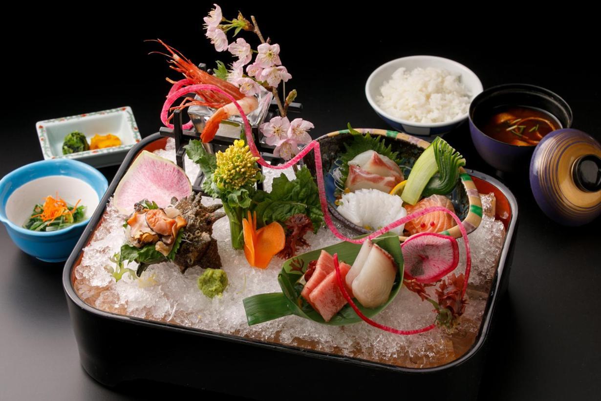 Fukuoka Recent Hotel Zewnętrze zdjęcie