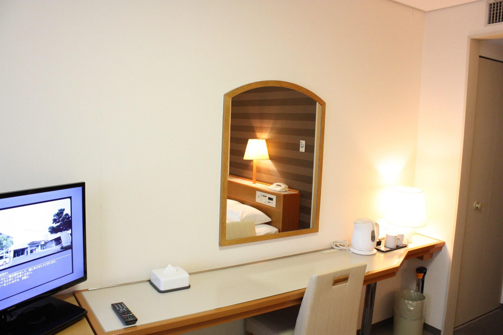 Fukuoka Recent Hotel Zewnętrze zdjęcie