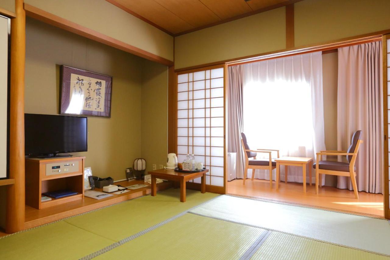 Fukuoka Recent Hotel Zewnętrze zdjęcie