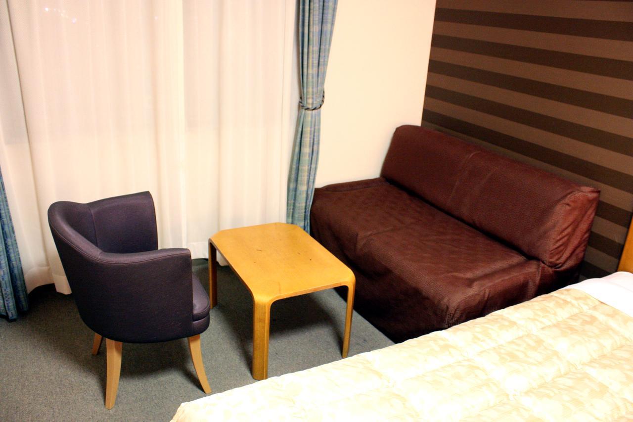 Fukuoka Recent Hotel Zewnętrze zdjęcie