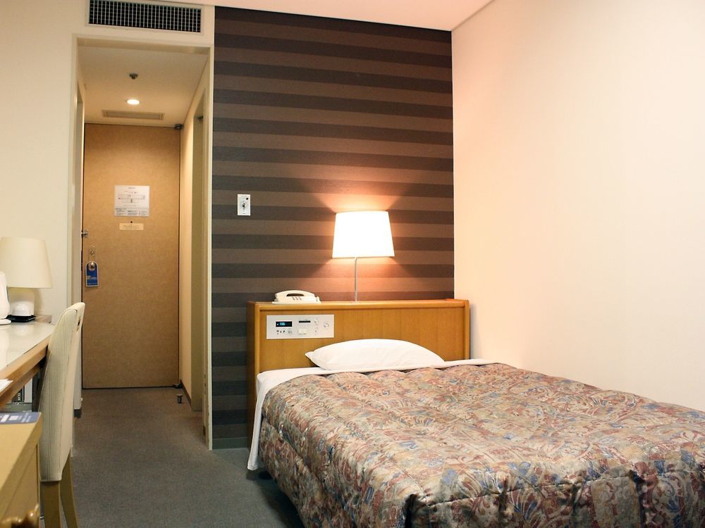 Fukuoka Recent Hotel Zewnętrze zdjęcie