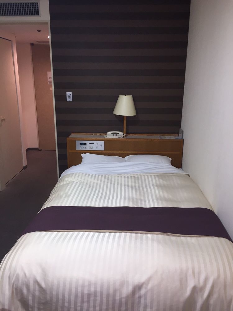 Fukuoka Recent Hotel Zewnętrze zdjęcie
